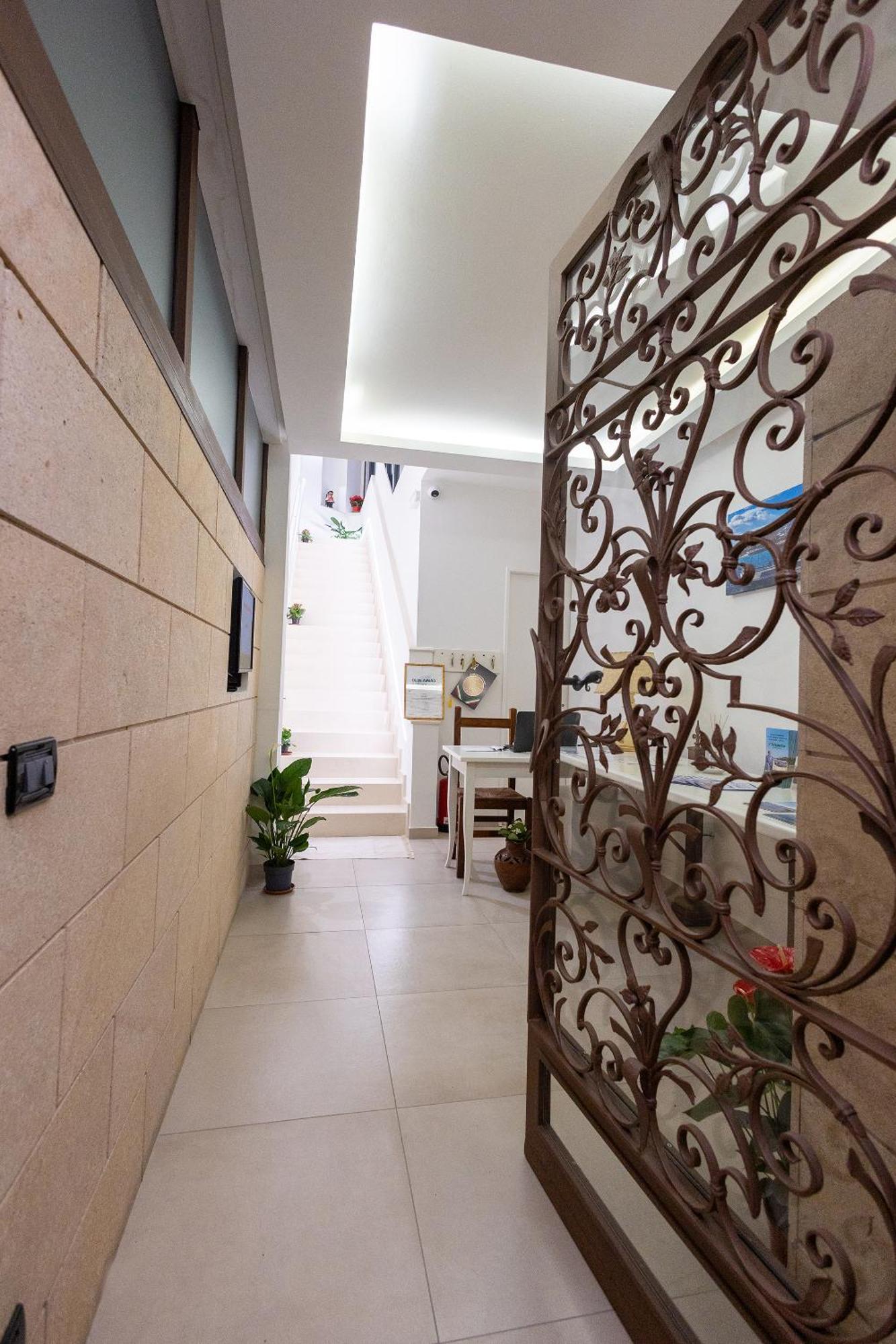 Villa Iris Giardini Naxos Exterior photo