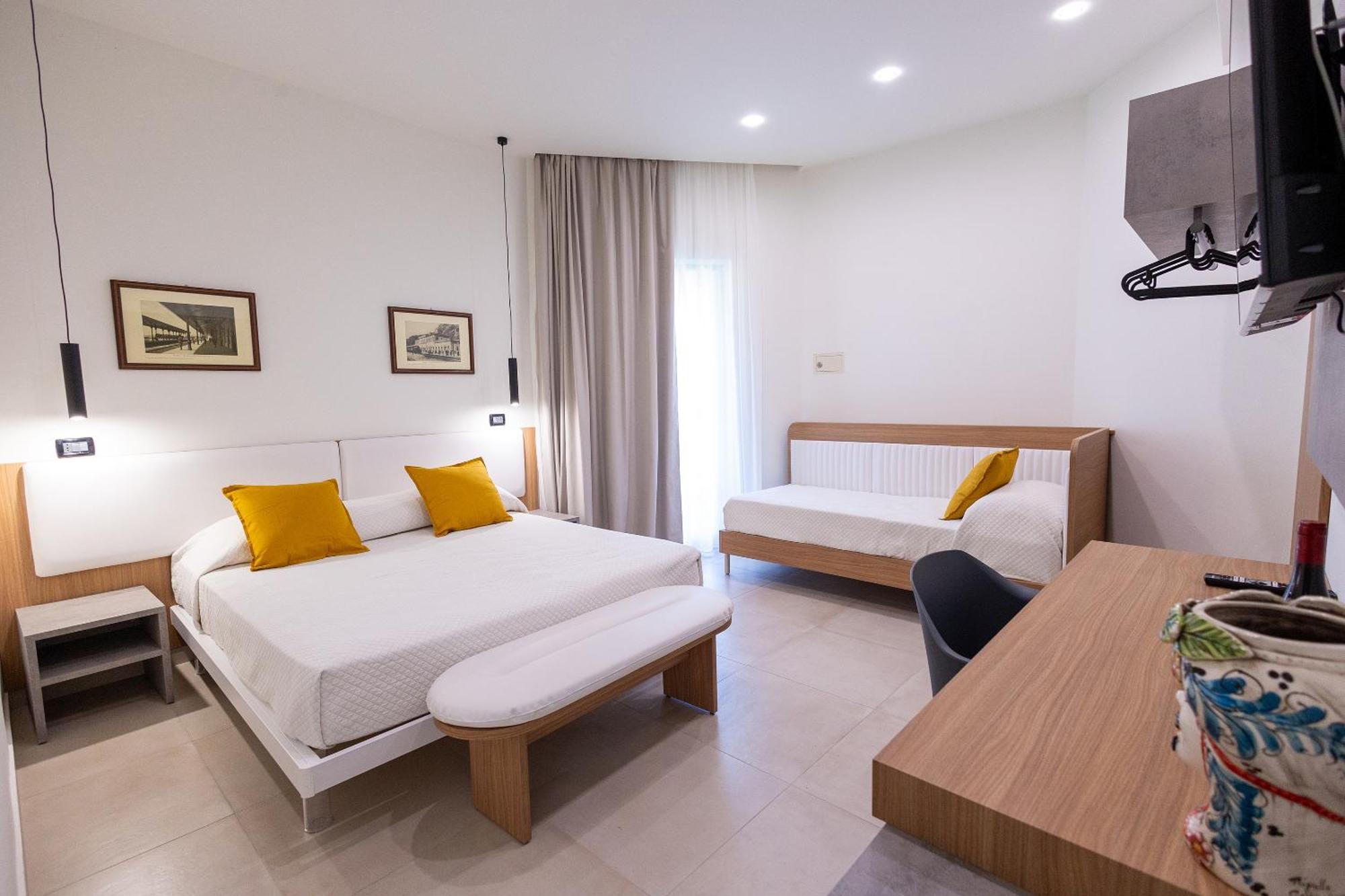 Villa Iris Giardini Naxos Exterior photo