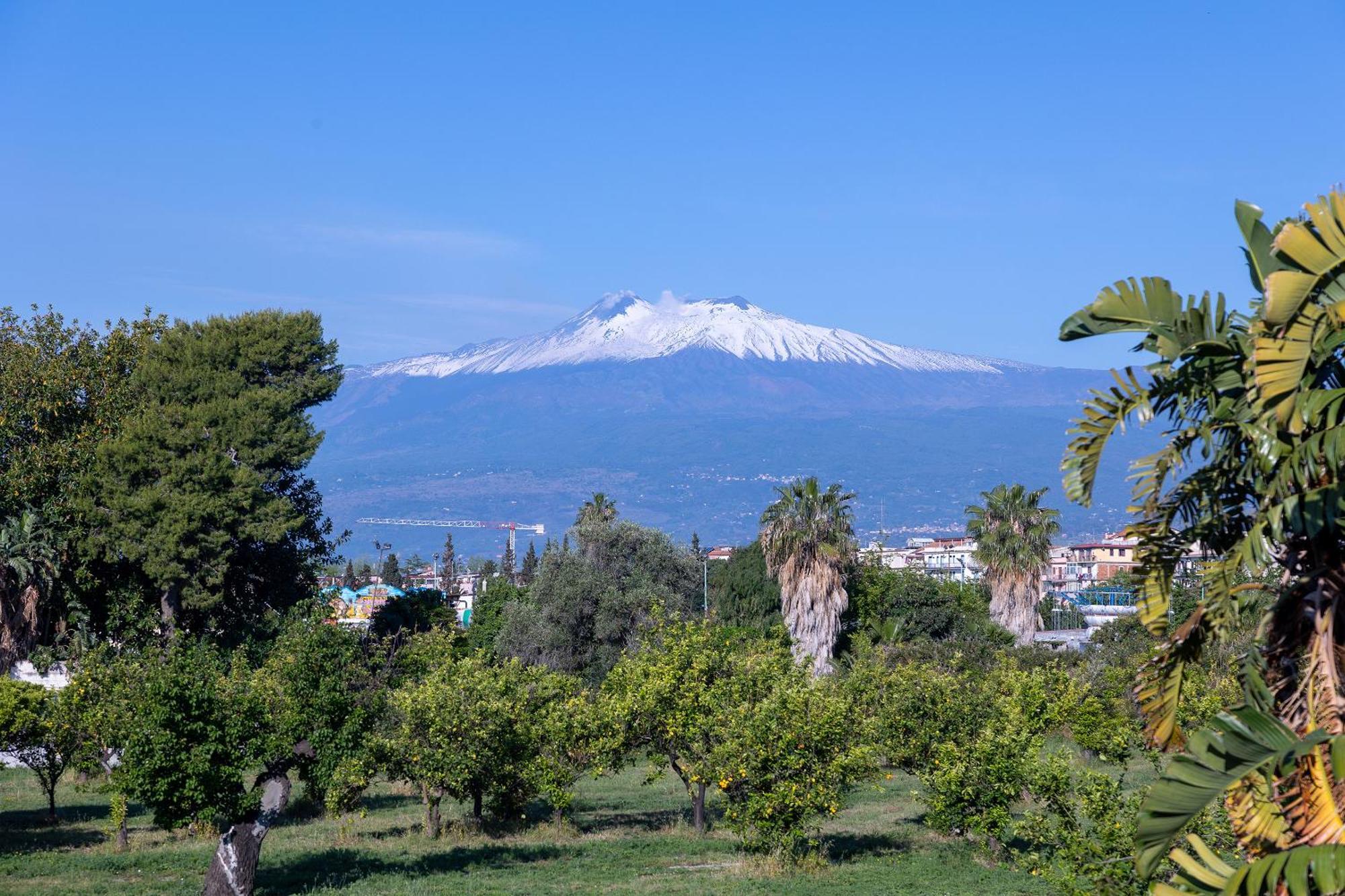 Villa Iris Giardini Naxos Exterior photo