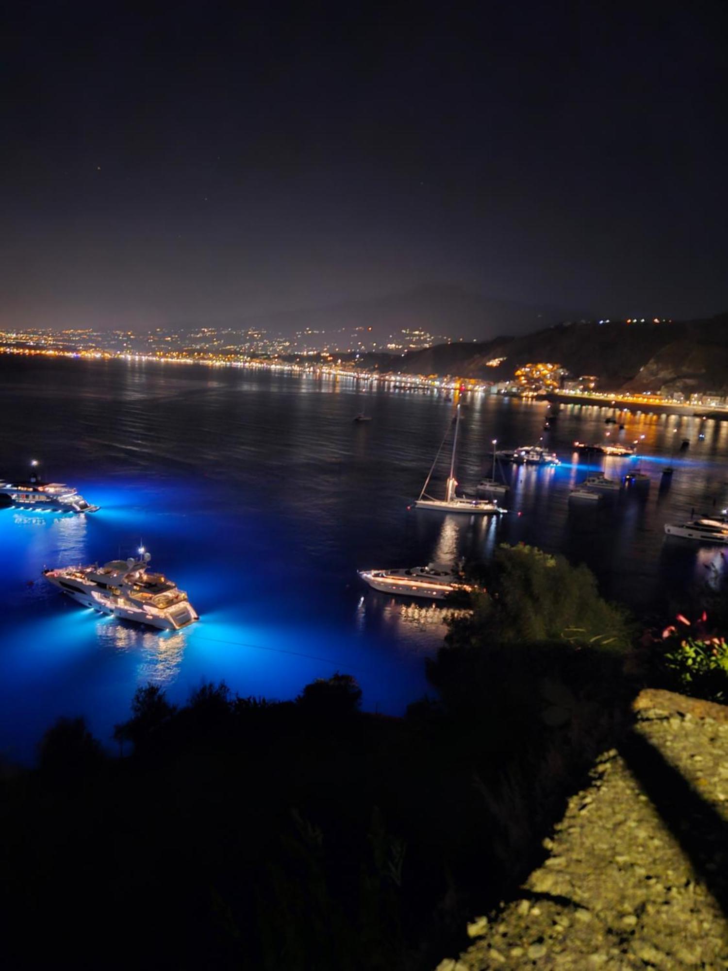 Villa Iris Giardini Naxos Exterior photo